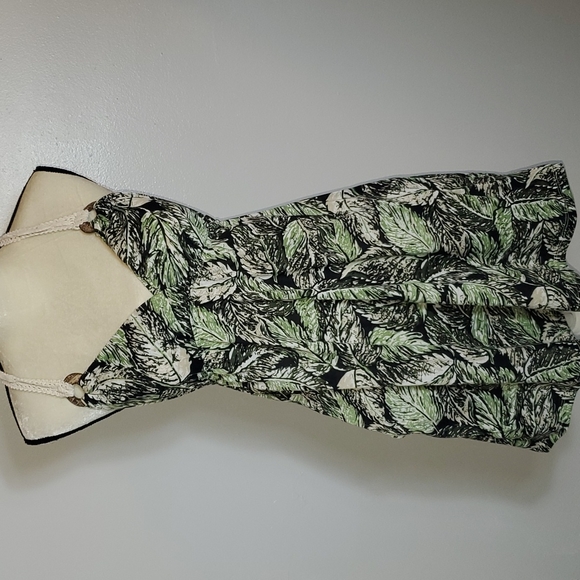 Full Tilt Dresses & Skirts - ☀️ Leaf print sundress